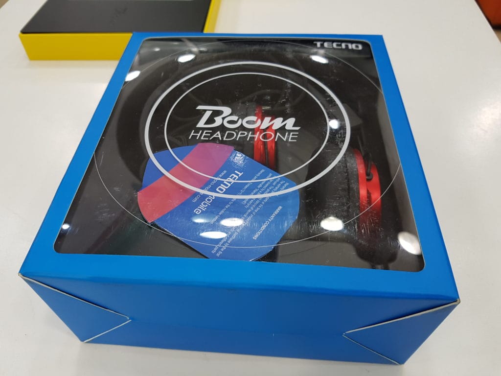 Tecno boom j8, unboxing