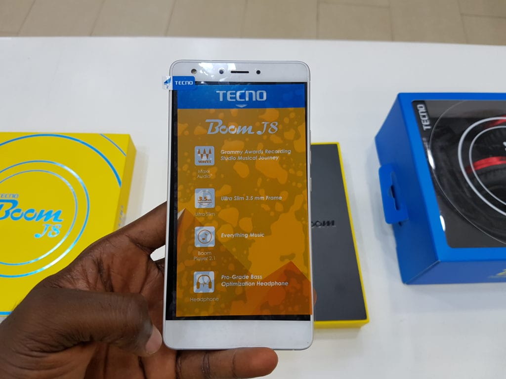 Tecno boom j8