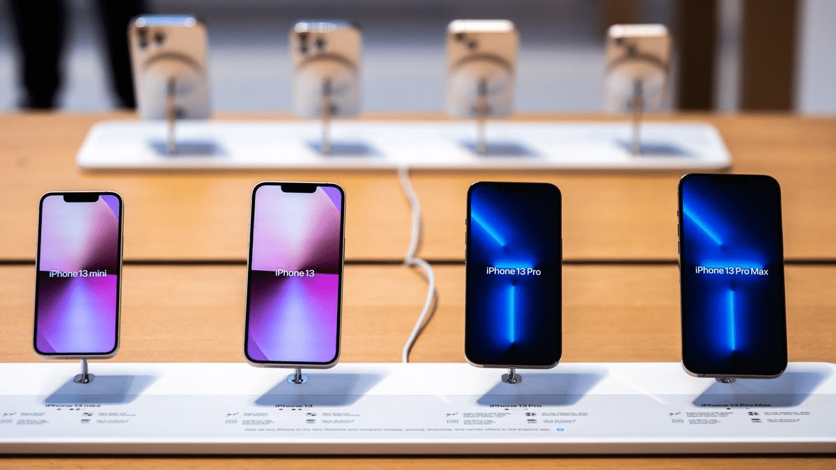 Apple 5G devices