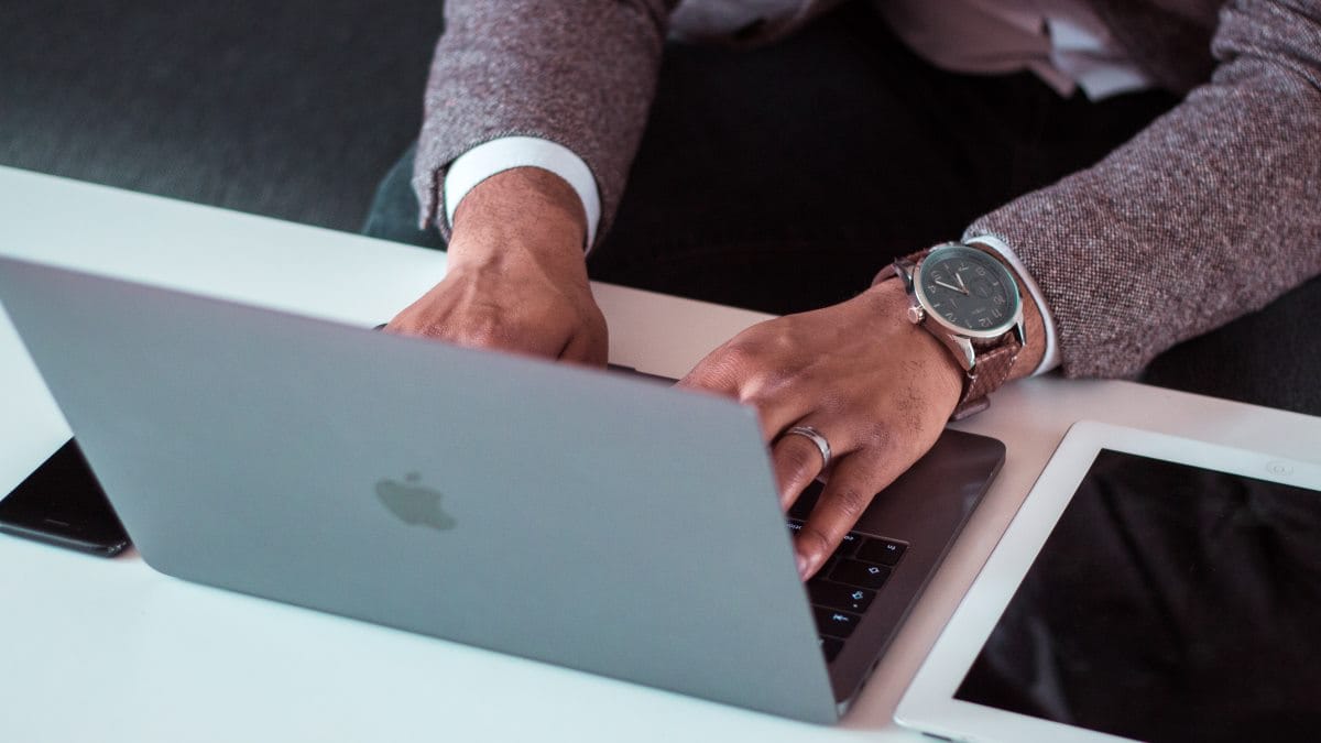 Boost sales  for your e-Commerce business this holiday season