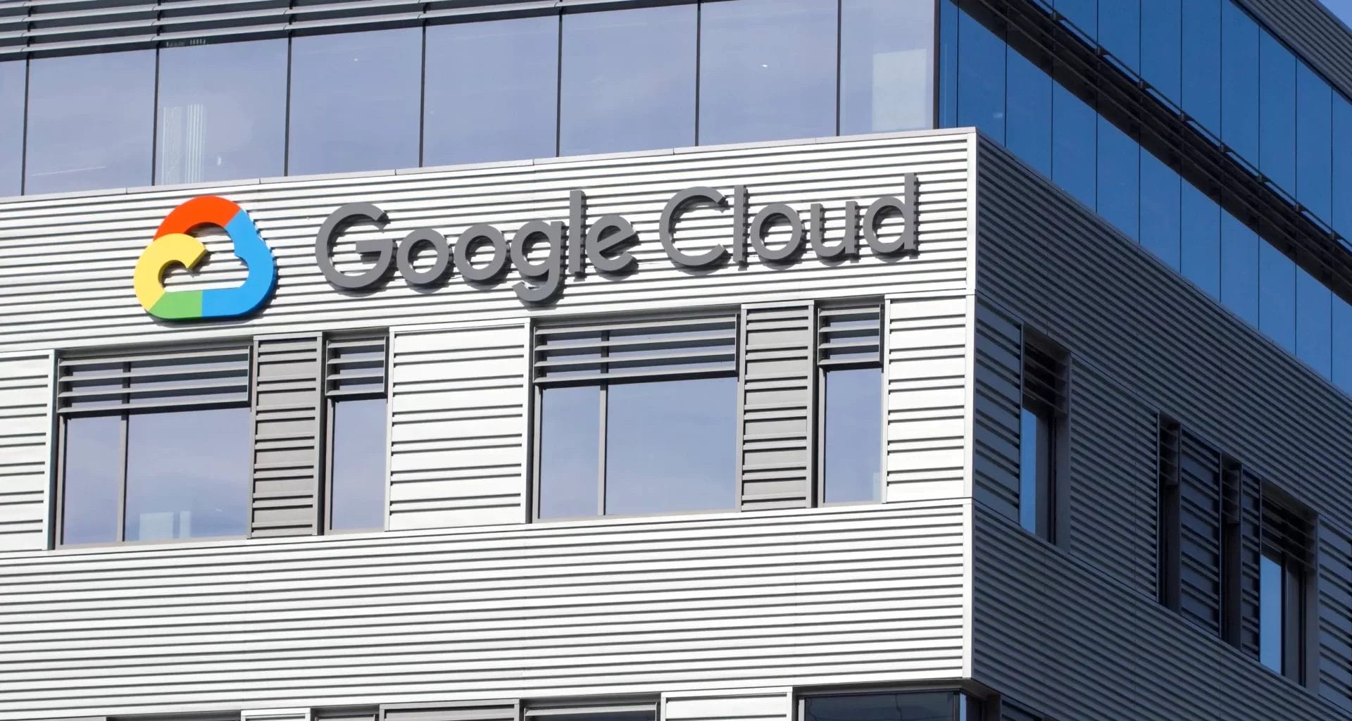 Google Cloud Certificate - Free Data Analytics Course for Career Growth in 2025.