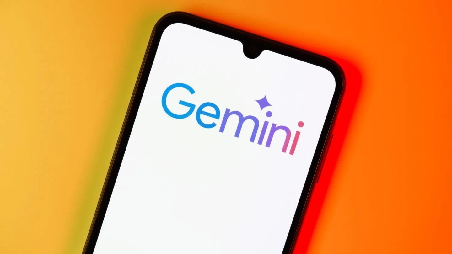 Gemini AI replaces Assistant on mobile devices